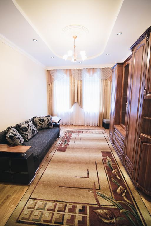 Apartment On Bernarda Meretyna Lviv Kültér fotó