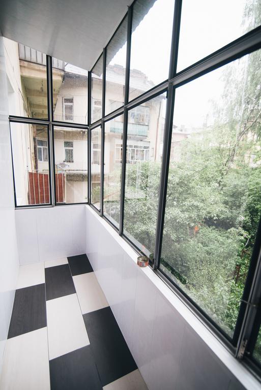 Apartment On Bernarda Meretyna Lviv Kültér fotó