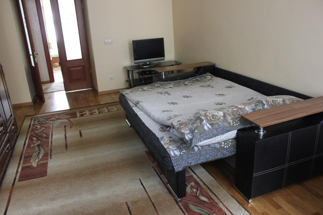 Apartment On Bernarda Meretyna Lviv Kültér fotó
